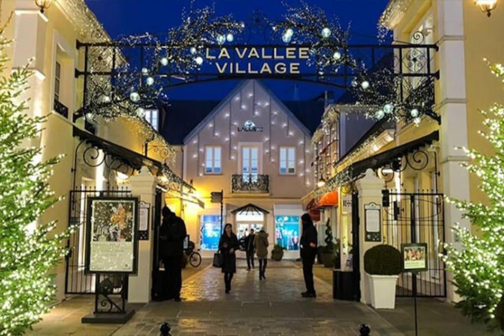 Sejour En Famille Ou Amis A Disneyland & Paris Lognes Bagian luar foto